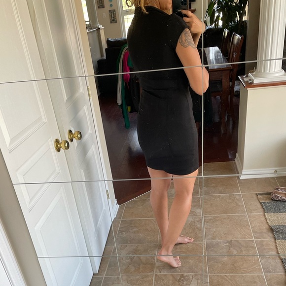Little black dress! - Picture 3 of 4